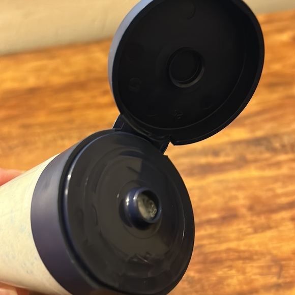 Bath and Body Works Gingham Whipped Sugar Scrub - Picture 3 of 3